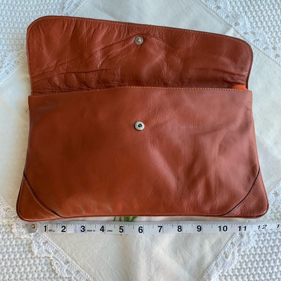 Vintage Kane M Envelope Clutch - Picture 3 of 9